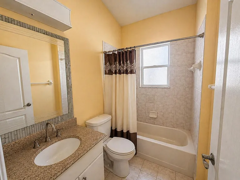 10372 Old Winston Ct — Photo 6