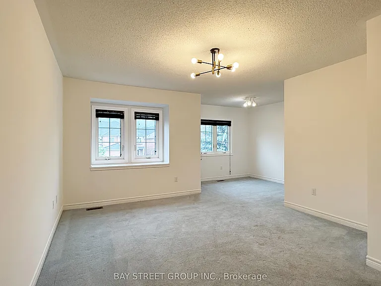 162 Denise Cir — Photo 11