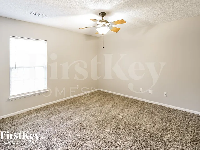 5102 Torrey Ln — Photo 12