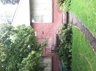 7337 17th Ave NE, Seattle, WA 98115