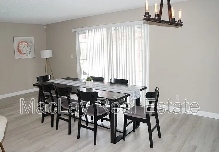 1732 E Hermosa Dr — Photo 4