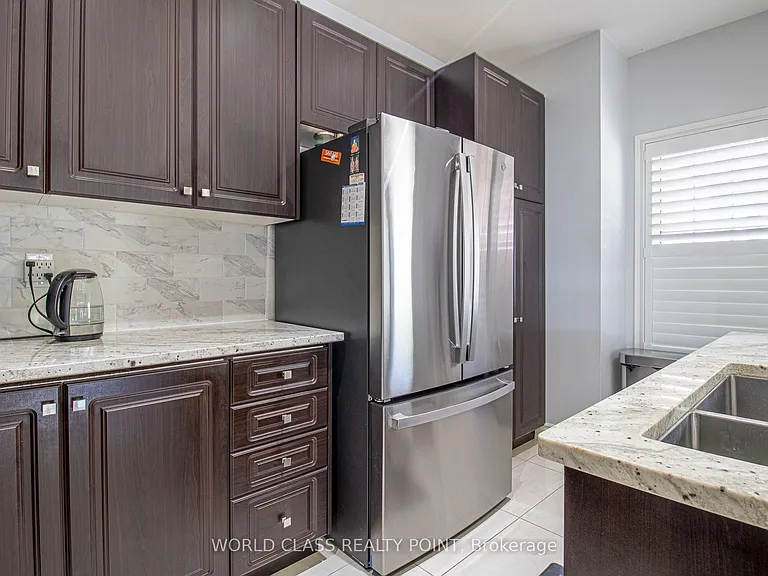 67 Turnerbury Ave — Photo 13