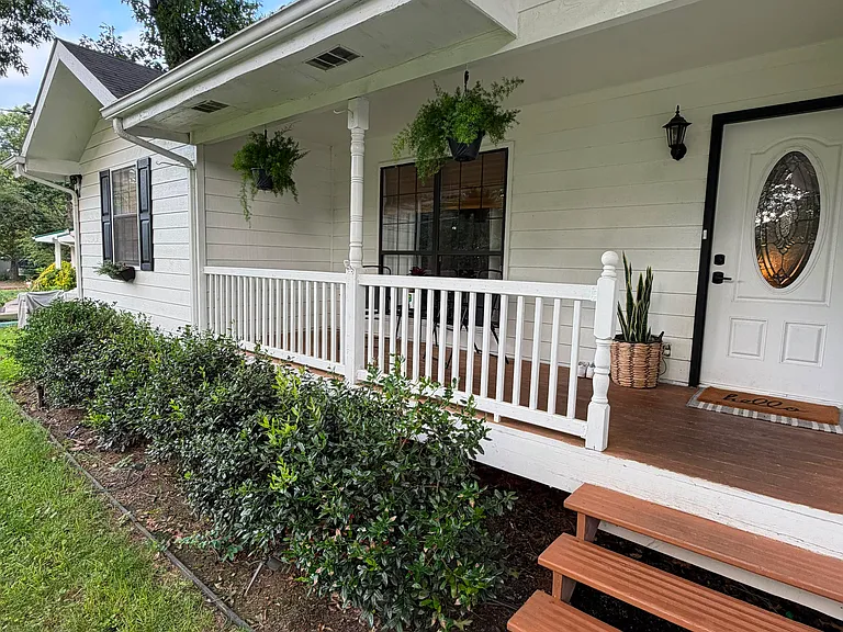5105 Hunter Village Dr — Photo 3