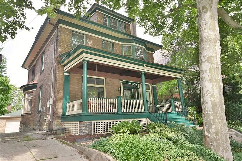 1522 Murray Ave photo 1