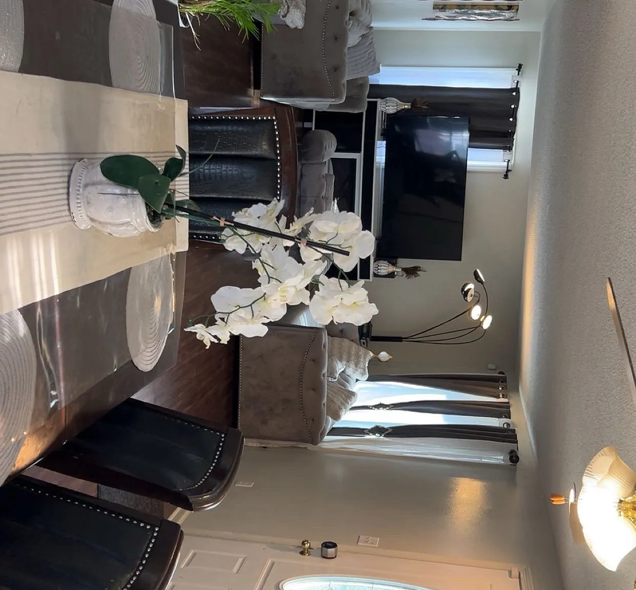 3 bed, 1386 sqft, $2,000 — Photo 3