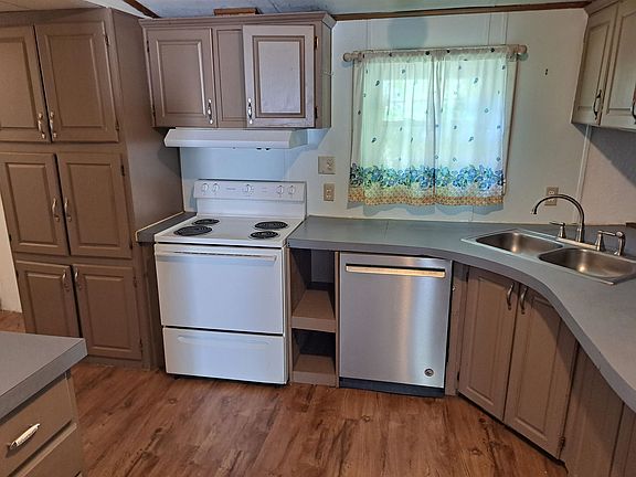 4th image of 103 Pinehurst Dr