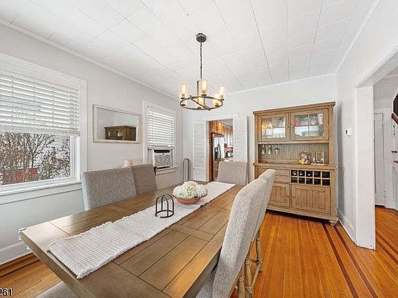 3rd image of 49- 51 Princeton Rd