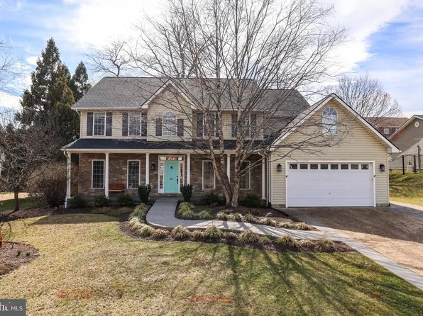 413 Montgomery Ct, Berryville, VA 22611