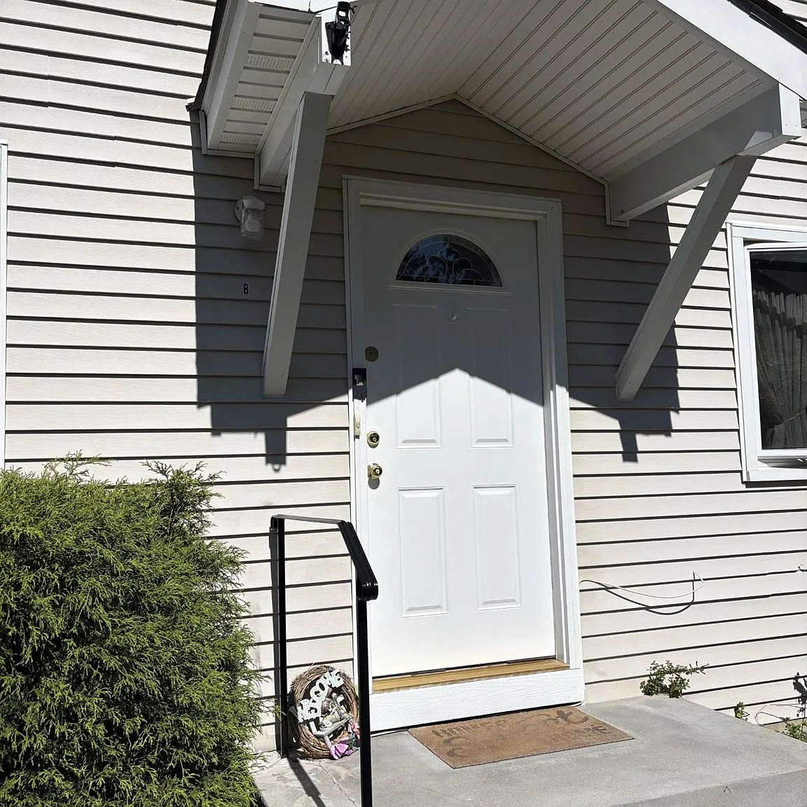 2 bed, 1.0 bath, 950 sqft, $2,700 — Photo 2