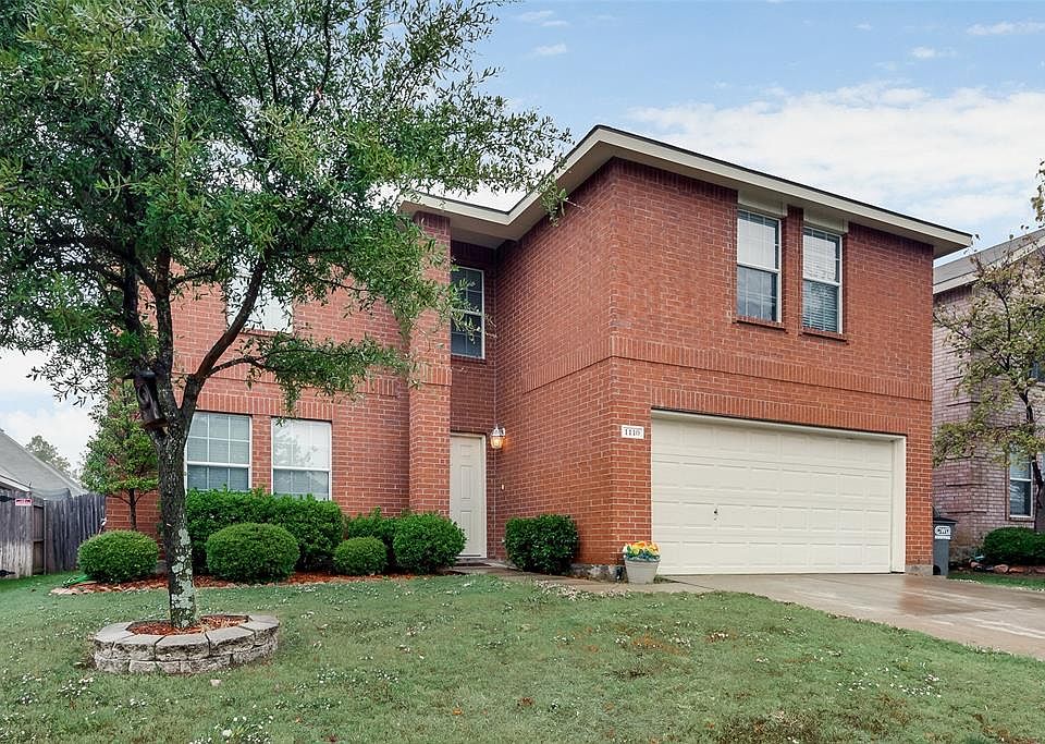 1st image of 1110 Caroline Dr