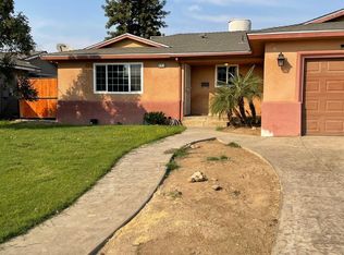 843 W National Ave, Clovis, CA 93612