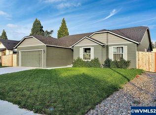 2234 Woodcock Ave, Stayton, OR 97383