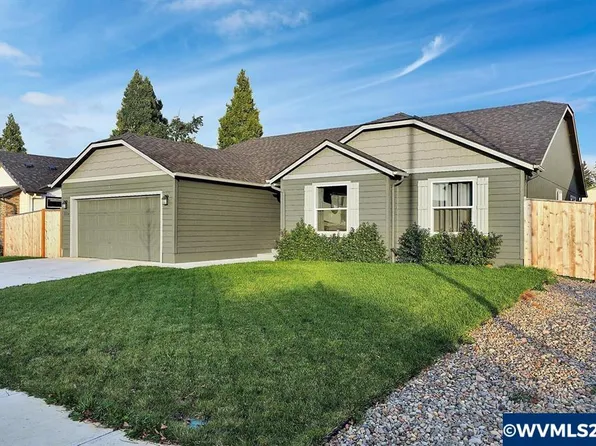 2234 Woodcock Ave, Stayton, OR 97383