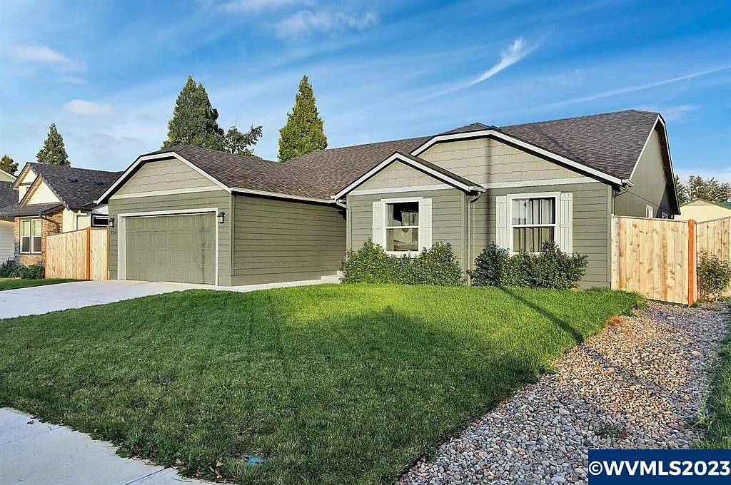 2234 Woodcock Ave photo 1