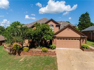 1610 Valley View St, Van Buren, AR 72956