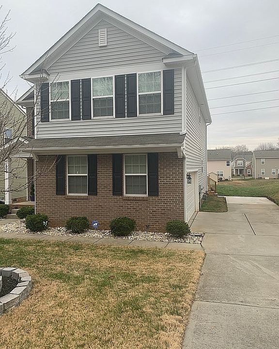 1st image of 620 Wamsutter Ln