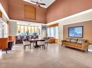 470 S Park Rd #7204, Hollywood, FL 33021