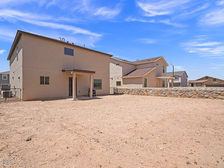 12245 Desert Pine Ave — Photo 33