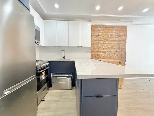 Rented by Doorway NYC, LLC | media 6