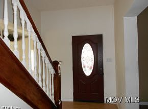 2nd image of 825 32nd St