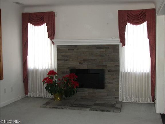 4th image of 2031 Canterbury Rd