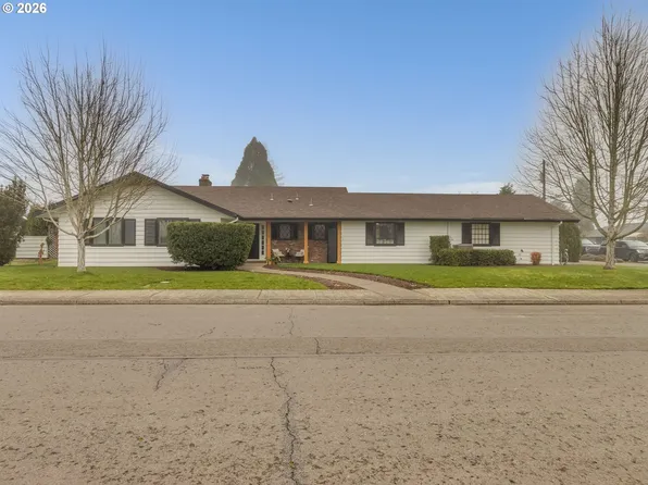 1800 NW Elm St, McMinnville, OR 97128