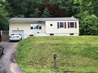 142 Emmans Rd, Flanders, NJ 07836