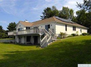 243 Eichybush Rd, Kinderhook, NY 12106