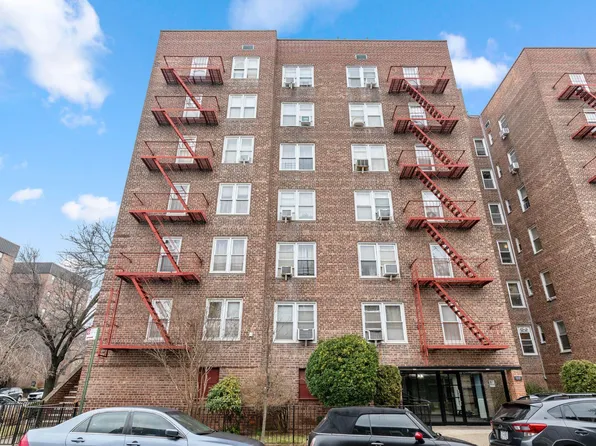 33-05 90th Street #4F, Jackson Heights, NY 11372