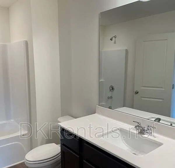 223 Grand Central Way — Photo 11