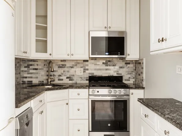 85 Livingston Street 15L image 2 of 7