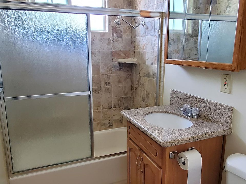 1st image of 6524 S Newlin Ave #B