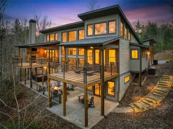 466 Watersong Blf E, Ellijay, GA 30540