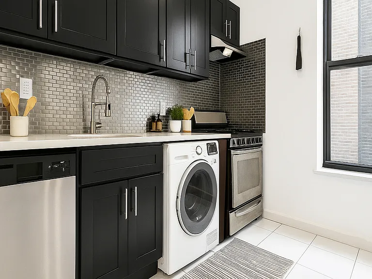 169 Manhattan Ave #3C — Photo 3