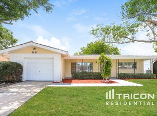 2131 Greenbriar Blvd, Clearwater, FL 33763