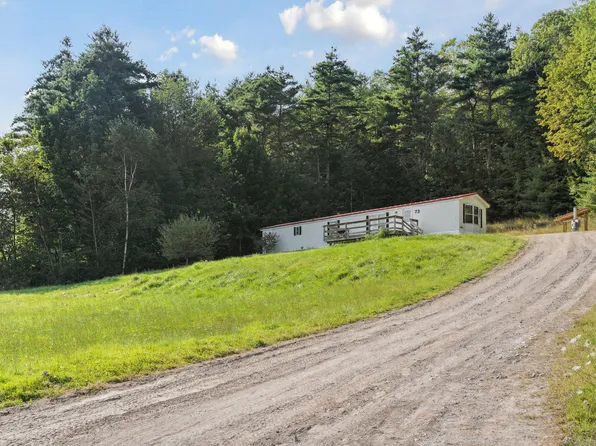 73 Deer Run Road, Wales, ME 04280