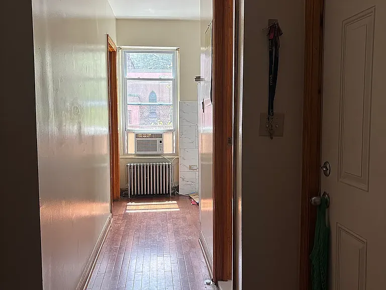 697 5th Ave #3 — Photo 17