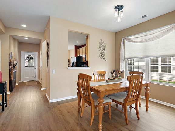 3rd image of 14265 Flagstaff Ct