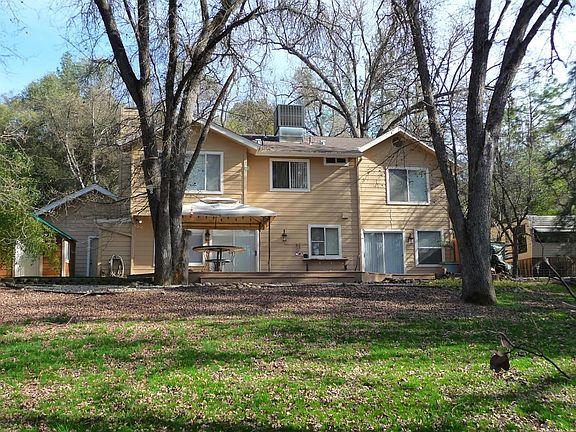 4th image of 39694 Pierce Lake Dr