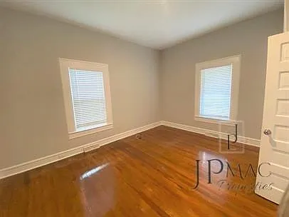 13 Woodward St — Photo 11