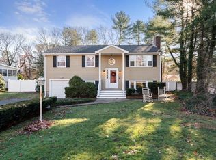 29 Bungay Rd, Mansfield, MA 02048