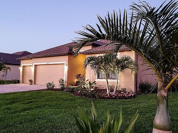 2nd image of 4663 Ashley Lake Cir