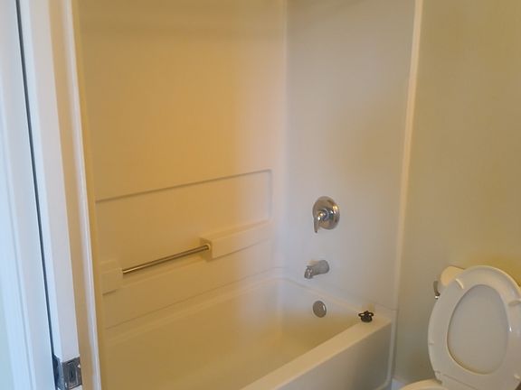 3rd image of 45 Stephen Ln APT 813