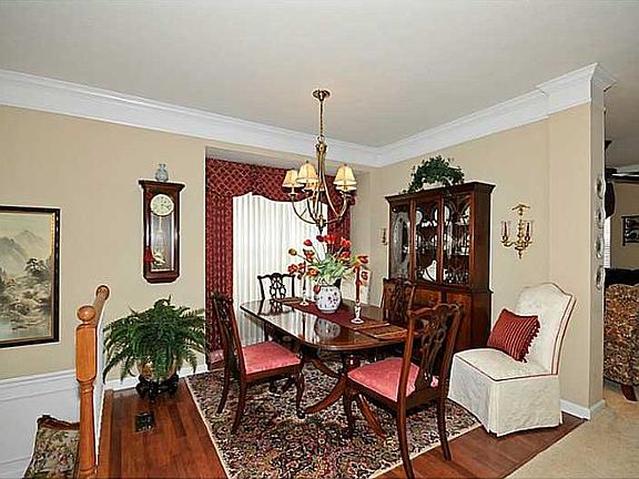 5th image of 13352 Golden Gate Dr W