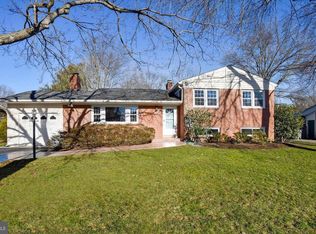 7803 Midday Ln, Alexandria, VA 22306