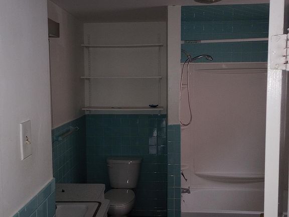 2nd image of 330 Wagner Ave