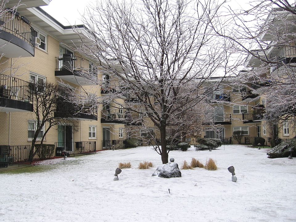 1st image of 6534 N Northwest Hwy APT 1C