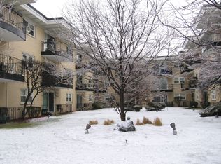6534 N Northwest Hwy APT 1C, Chicago, IL 60631