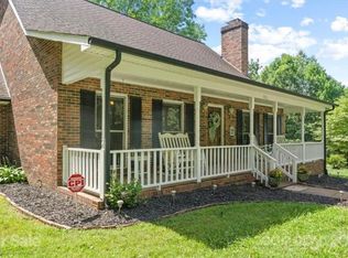 3229 Oak Ridge Cir, Lincolnton, NC 28092