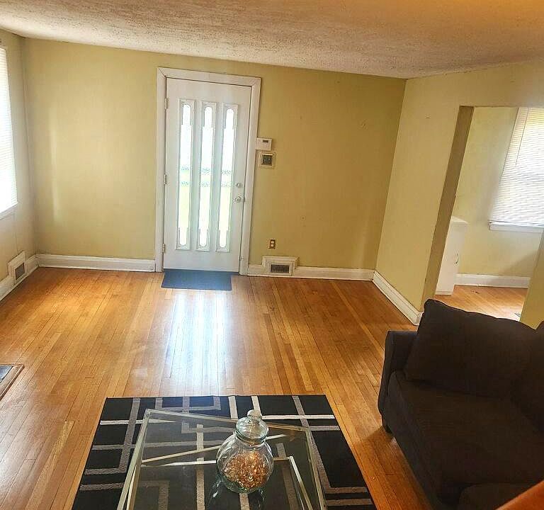 2nd image of 3719 Patterson Ave